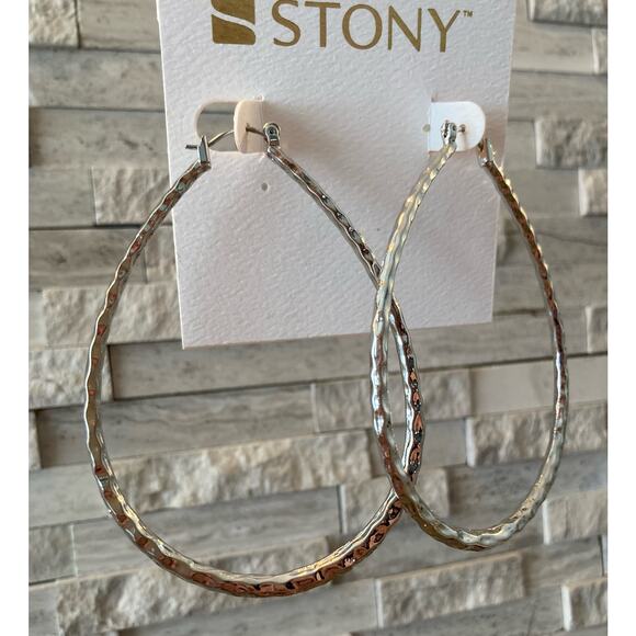 Stony Earrings Hoop - Picture 2 of 5